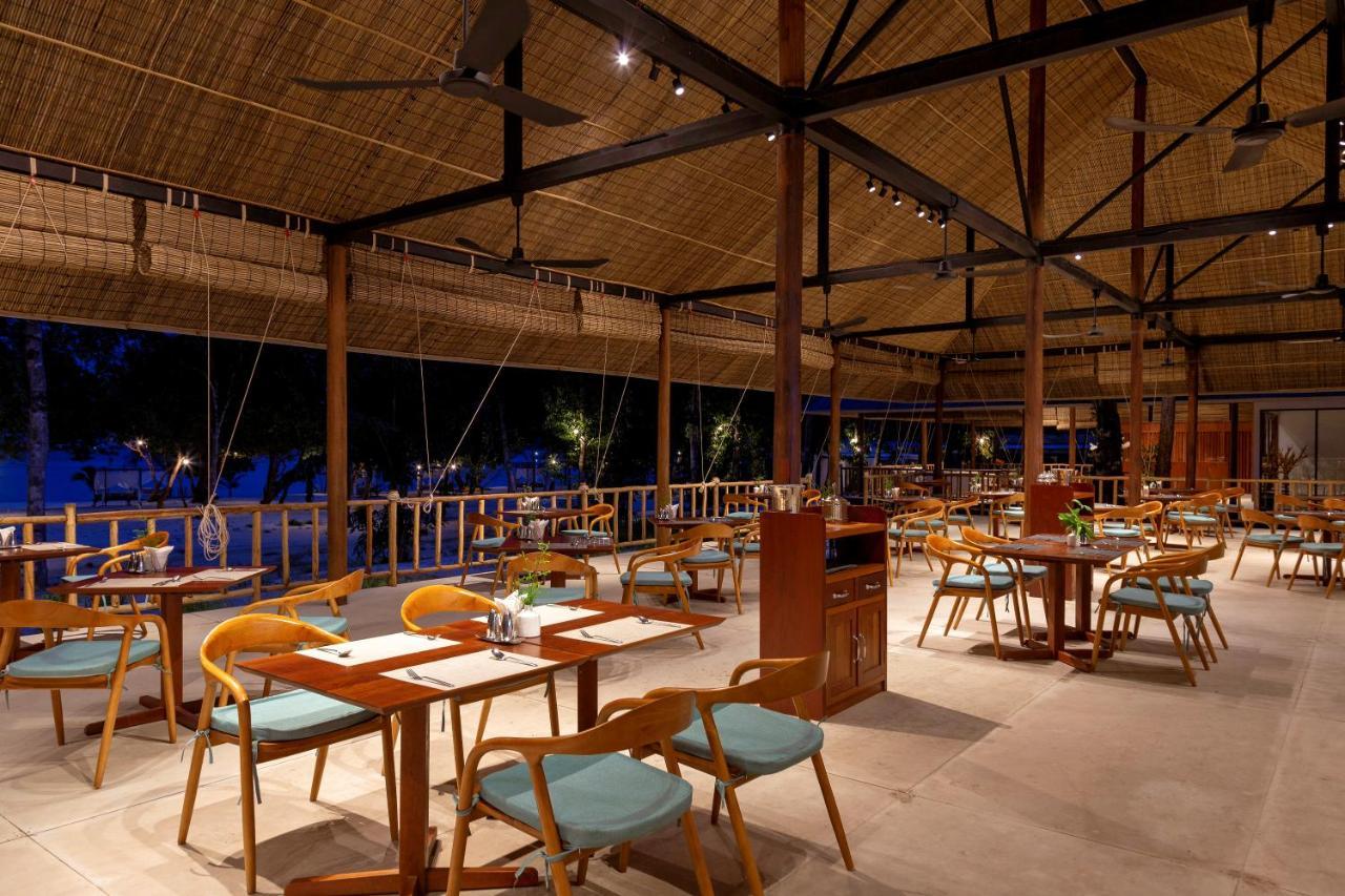 Hotel Island Center Point à Koh Rong Sanloem Extérieur photo